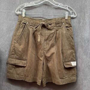 Vintage high waist cargo shorts Bill Blass women’s 8